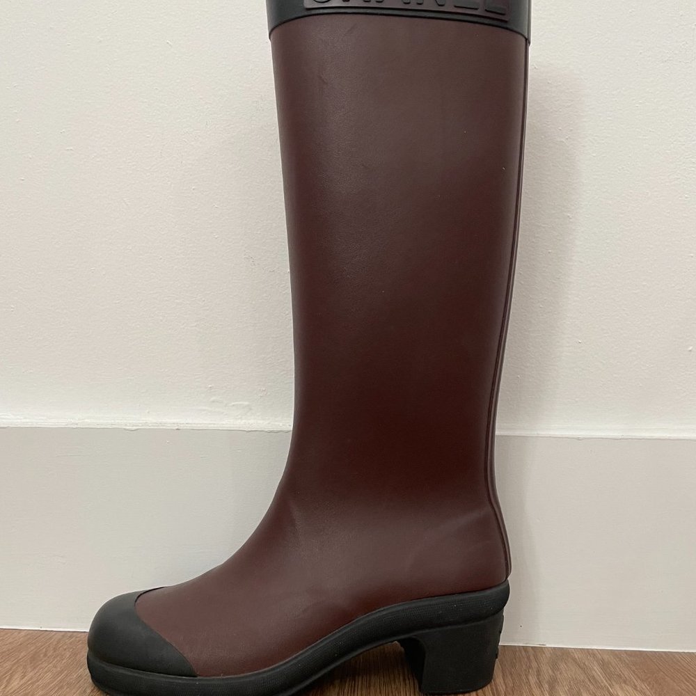 Chanel Burgundy Black Rain Boots - Picture 2 of 4